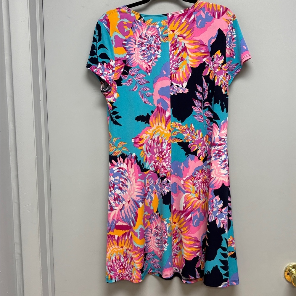 Ivy Lane Multicolor Floral Print Shift Dress – Short Sleeve